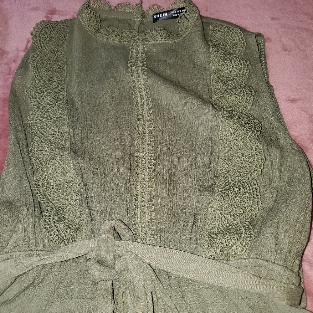 Dress - Picture 2 of 5